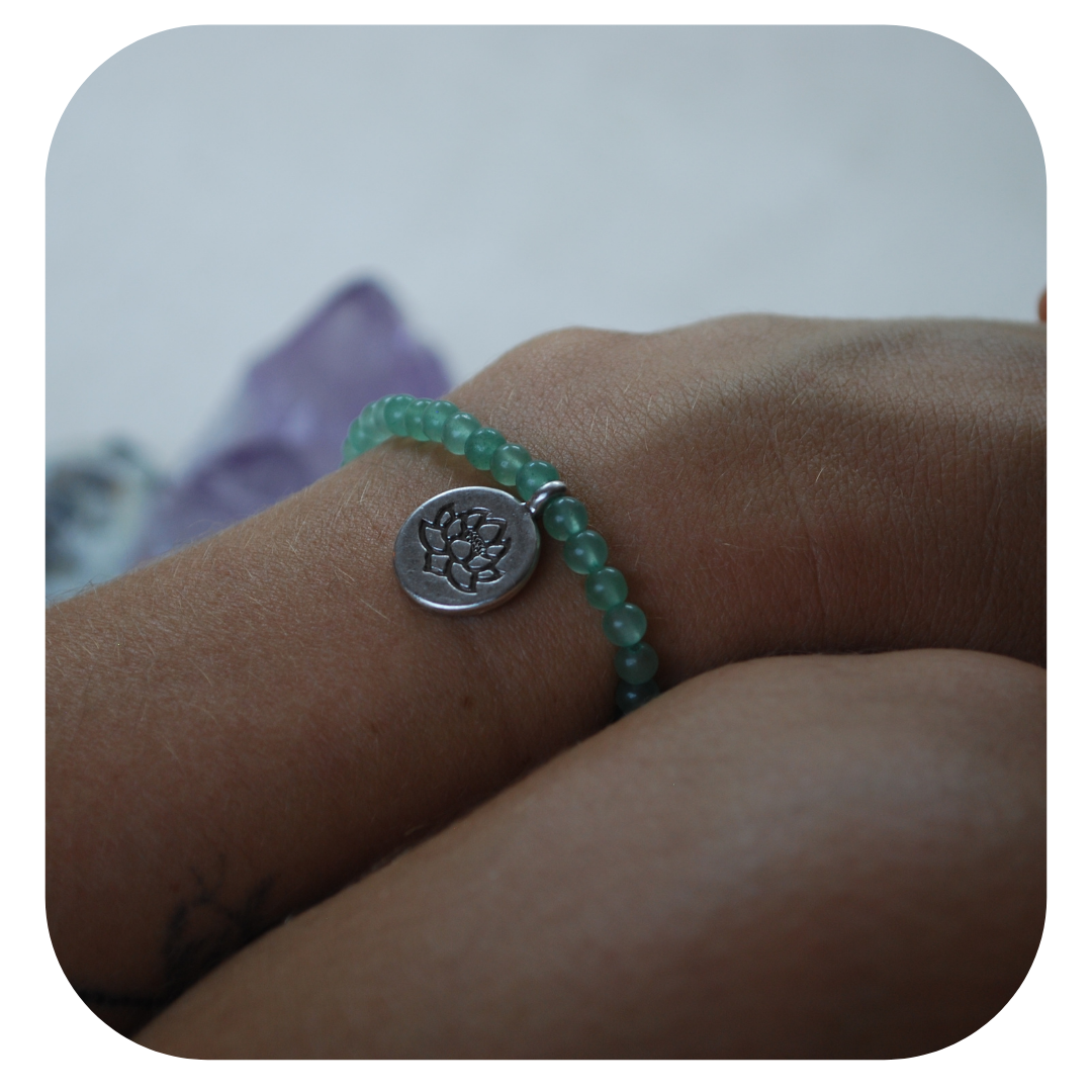 Aventurin-Mala-Armband mit Lotusanhänger | Stein der Chancen | Handgefertigt in Österreich