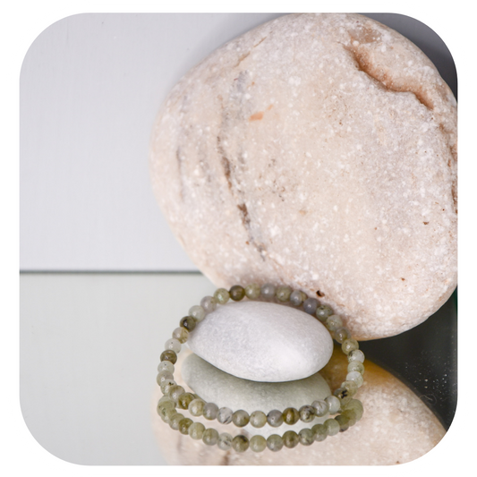 Labradorit Mala Armband | Stein der Magie & Transformation | Handgefertigt in Österreich