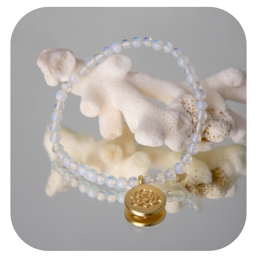 Opalit-Mala-Armband mit Lotusanhänger | Stein des emotionalen Gleichgewichts | Handgefertigt in Österreich